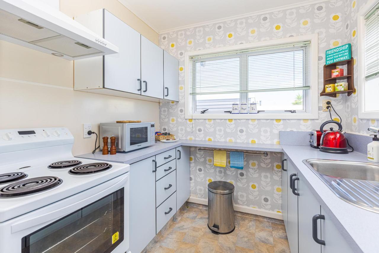 Le Riva Bed And Breakfast By The Beach Whanganui Εξωτερικό φωτογραφία